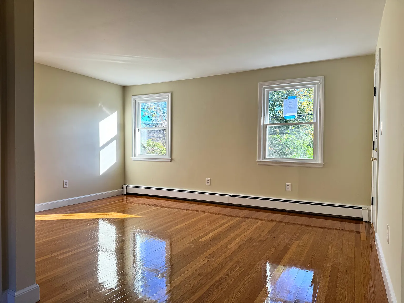 817 Country Way — Photo 4