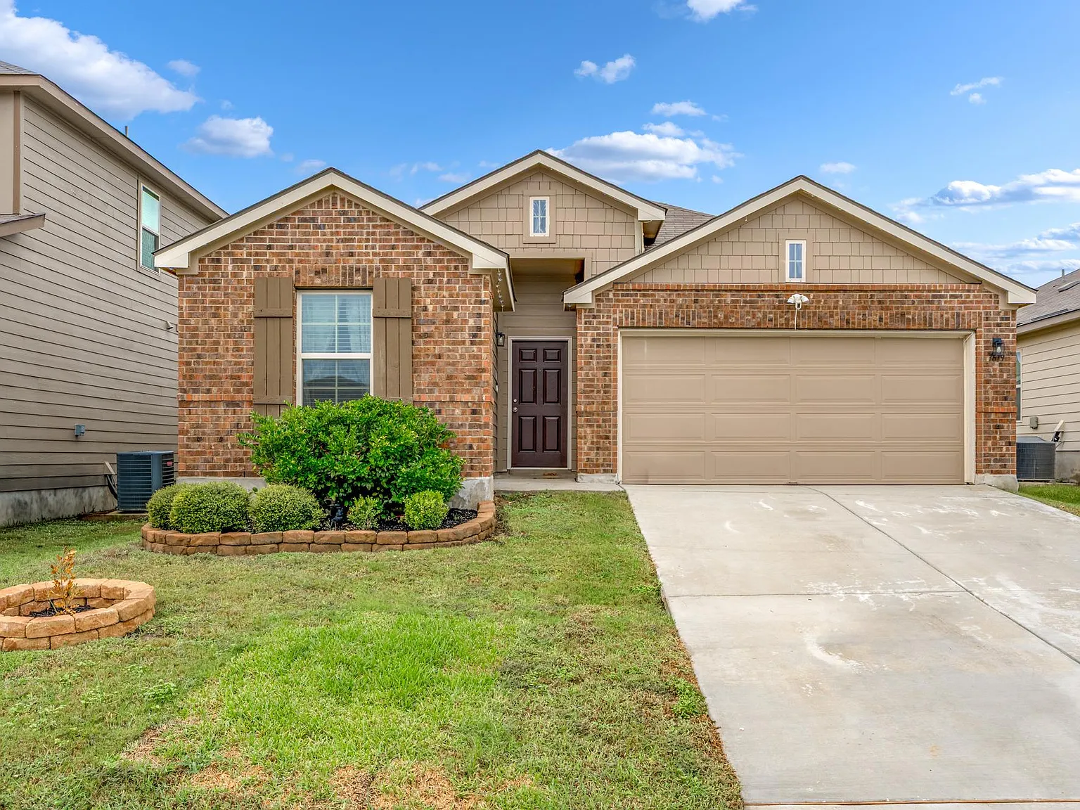 3 bed, 2.0 bath, 1323 sqft, $1,850 — Photo 1