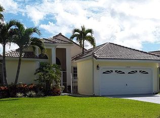 13910 Crosspointe Ct, Palm Beach Gardens, FL 33418