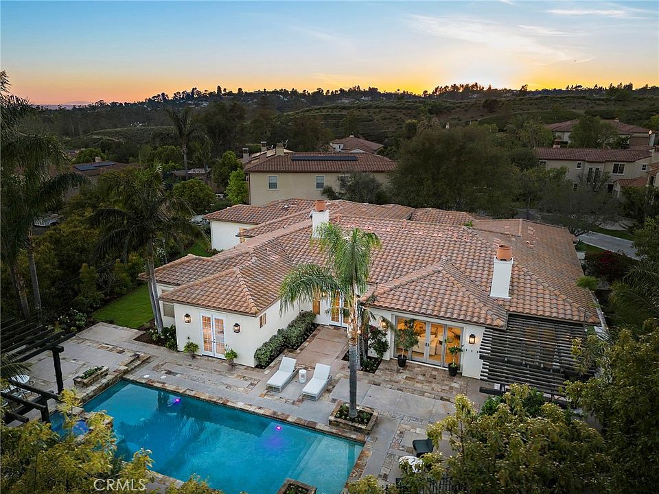1st image of 10710 Plumas Way