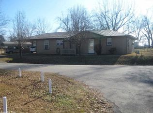 106 Pine Ave, Mena, AR 71953