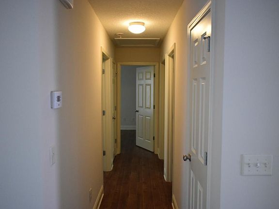 5th image of 216 Vista Cir