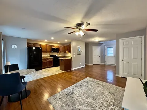 23 Ains Manor Rd #23 — Photo 6