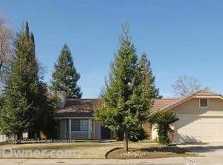 360 Filbert Ave, Clovis, CA 93611