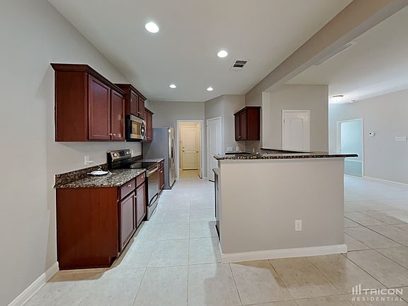 4th image of 2212 Mulberry Dr