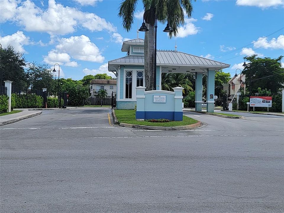 Building Photo 3