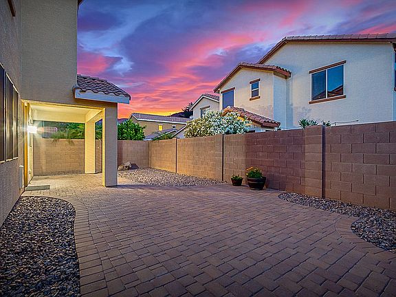 5th image of 3457 E Carla Vista Dr