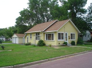 202 N Drury St, Redwood Falls, MN 56283
