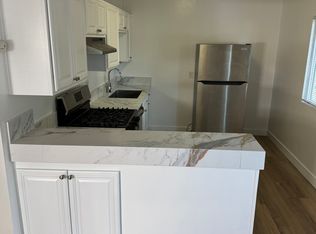 1834 12th St APT 1, Manhattan Beach, CA 90266