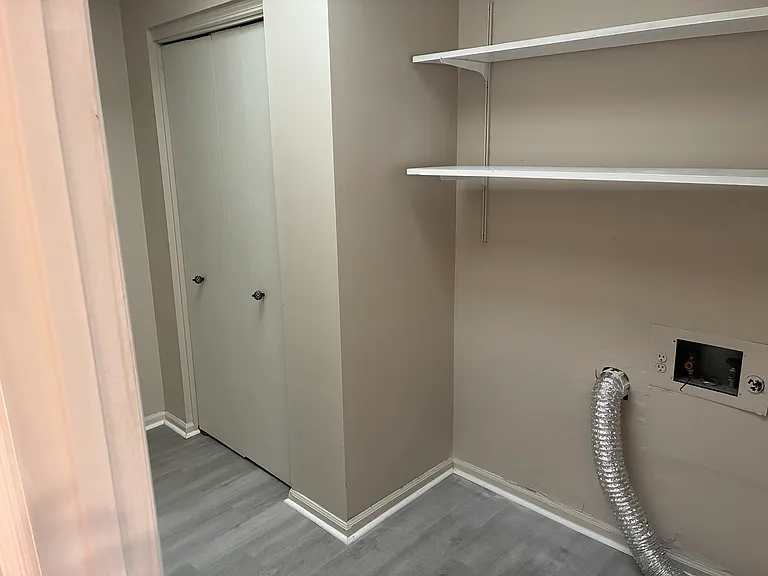 3424 Sutherland Dr — Photo 12