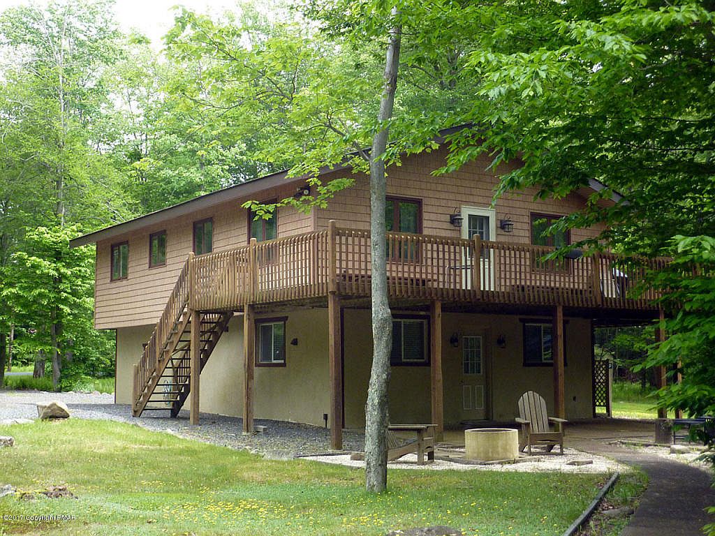 2138 Naomi Ave, Pocono Pines, PA 18350 | Zillow