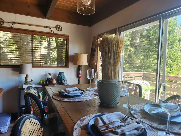 676 Grass Valley Rd — Photo 9
