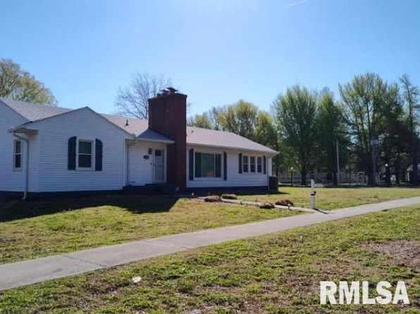 2810 Magnolia Dr, Cairo, IL 62914