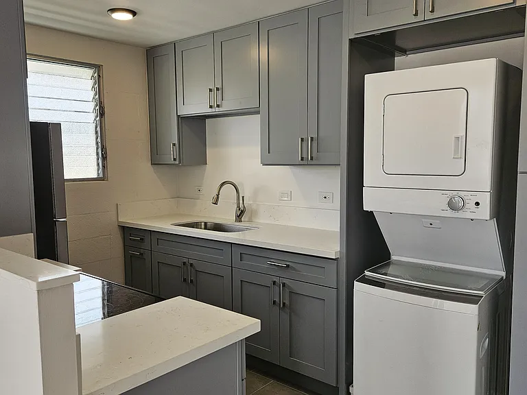 1412 Kewalo St #406 — Photo 9