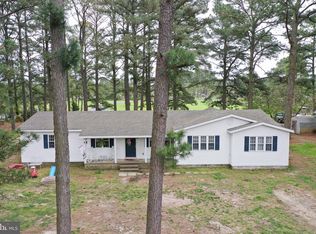 5059 Manokin Rd, Crisfield, MD 21817