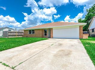 7222 Plover Cir, Texas City, TX 77591