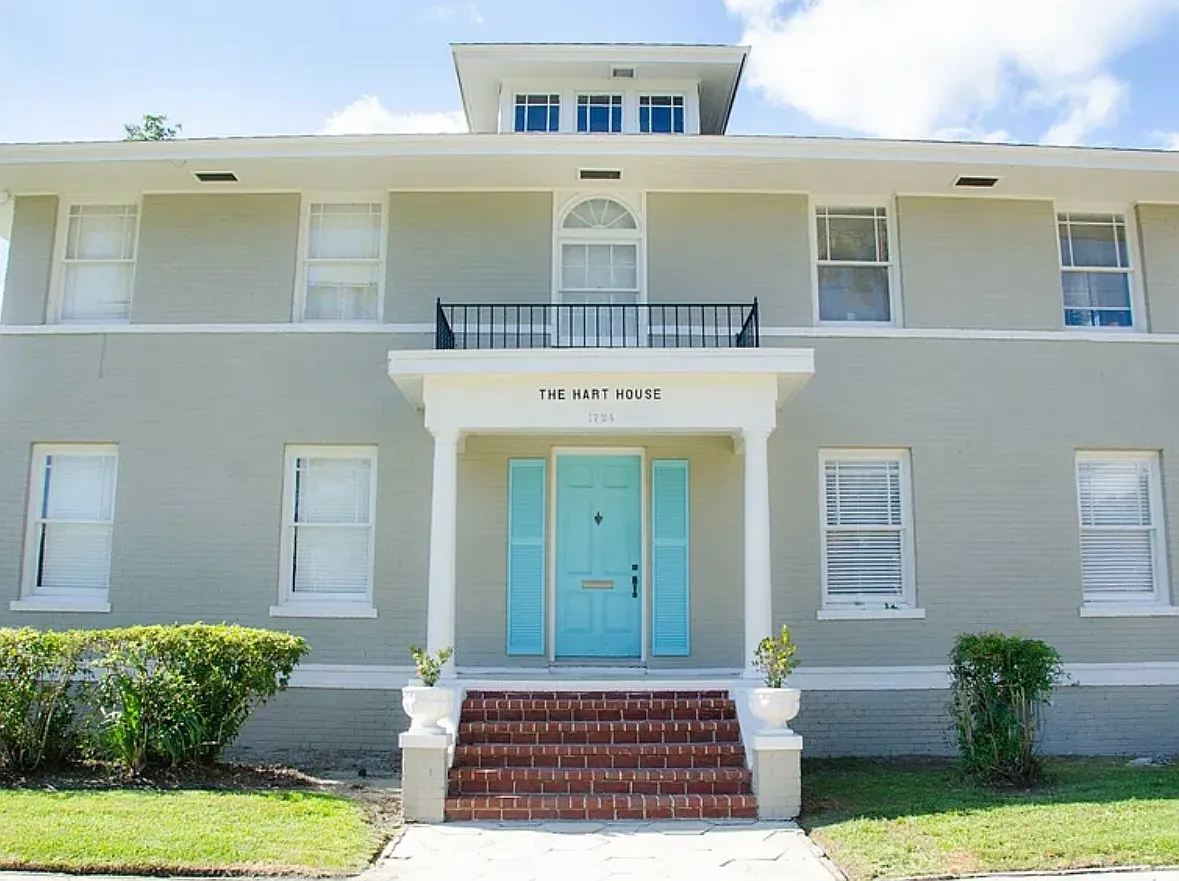 1 bed, 751 sqft, $1,975 — Photo 1