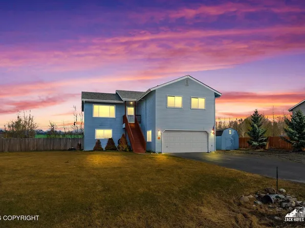 1175 N Angus Loop, Palmer, AK 99645