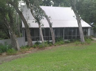 2074 Club House Dr, Lillian, AL 36549