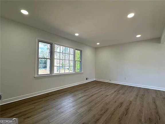 4th image of 2972 Pathview Ln