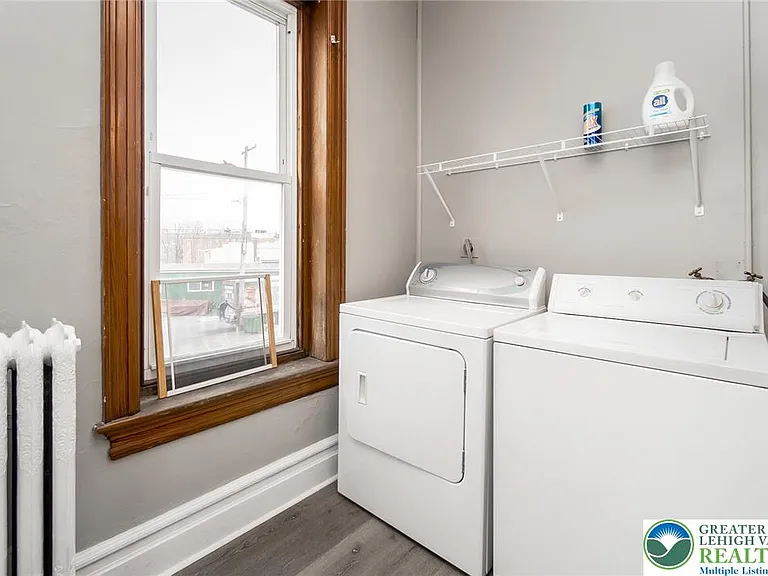 164 W Main St #HOUSE — Photo 21