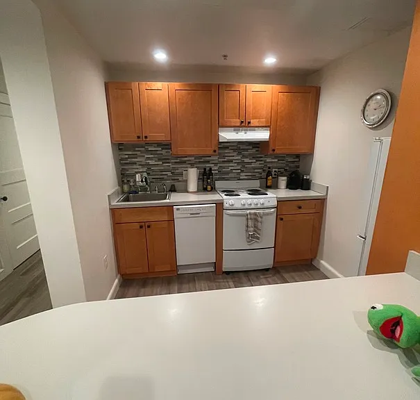 470 Beacon St #1 — Photo 6