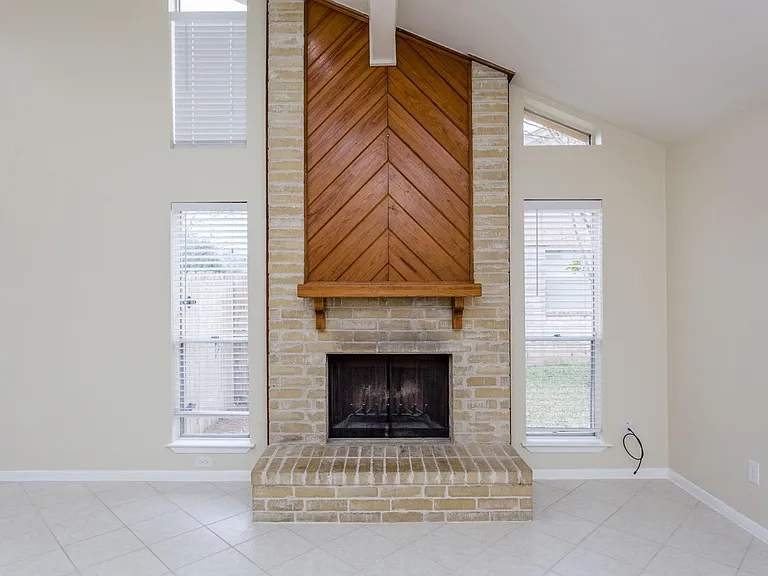 2703 Ferry Lndg — Photo 17
