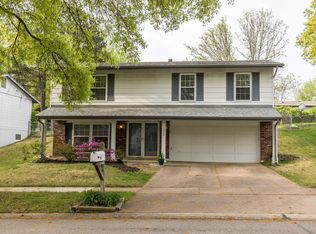 512 Arborwood Dr, Ballwin, MO