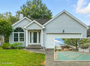 10906 Pineview Ct, Louisville, KY 40299