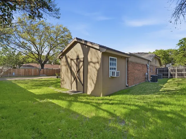 8709 Granite Ct, Fort Worth, TX 76179