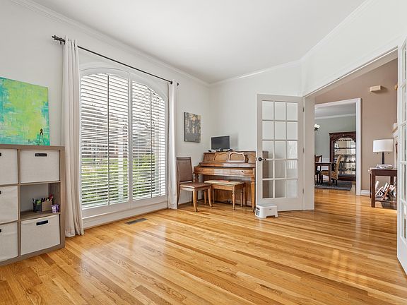 5th image of 1278 Eagle Park Rd