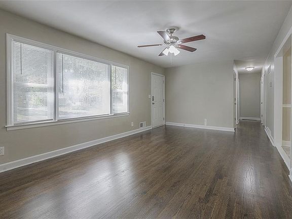 5th image of 7209 Oxford Ave
