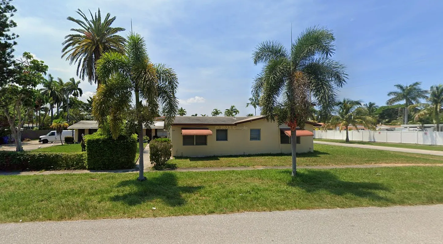 8plex Hollywood - 4 — Photo 1