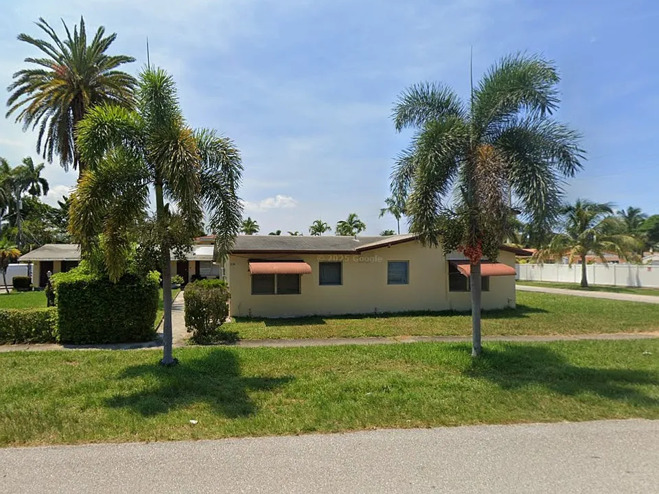 1120 N 14th Ave #4