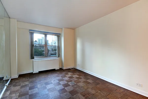 Rented by Corcoran | media 36