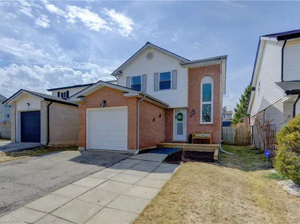 9 Camrose Ct, Kitchener, ON N2M 5J3