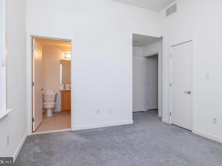 156 Christina Landing Dr — Photo 41