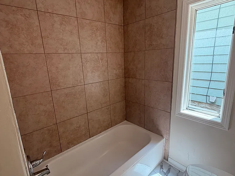 3915 Hoiles Ave — Photo 16