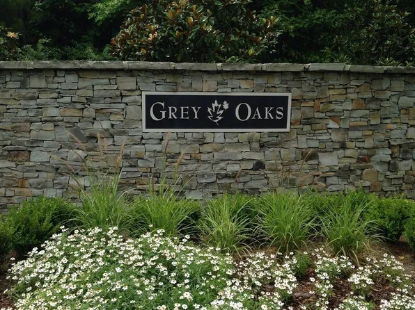 424 Grey Oaks Dr, Pelham, AL 35124