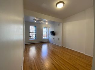 415 W 52nd St APT 3B, New York, NY 10019