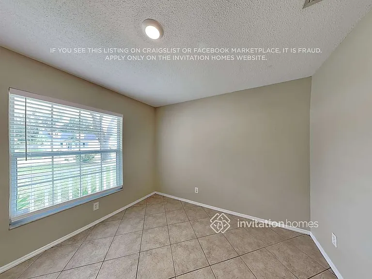 4029 Banbury Cir — Photo 6