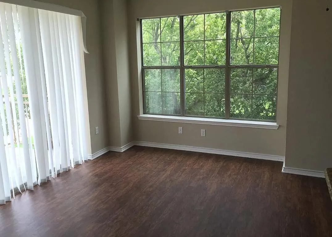3 bed, 1596 sqft, $2,000 — Photo 4