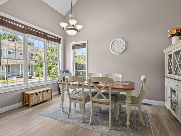 864 Brockton Ave #864, Abington, MA 02351