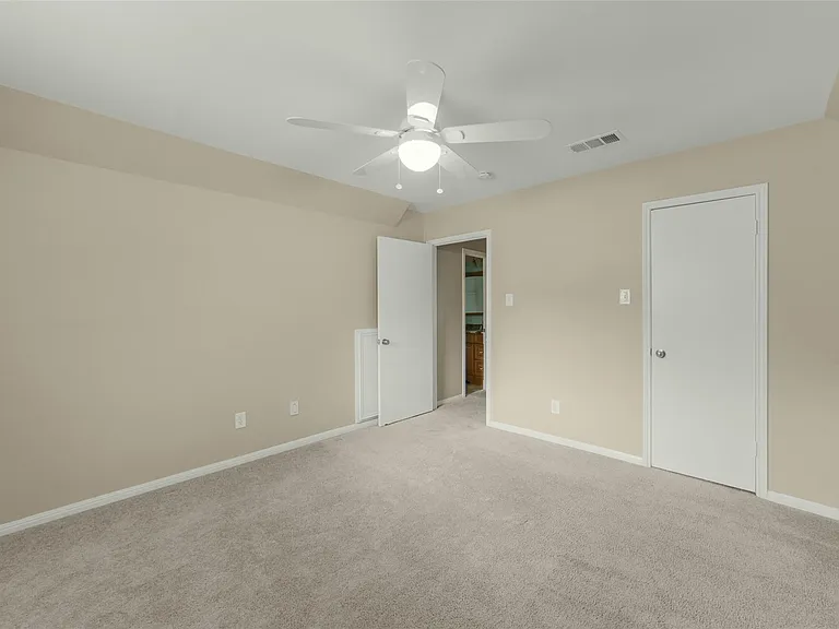 14915 Chadbourne Dr — Photo 39