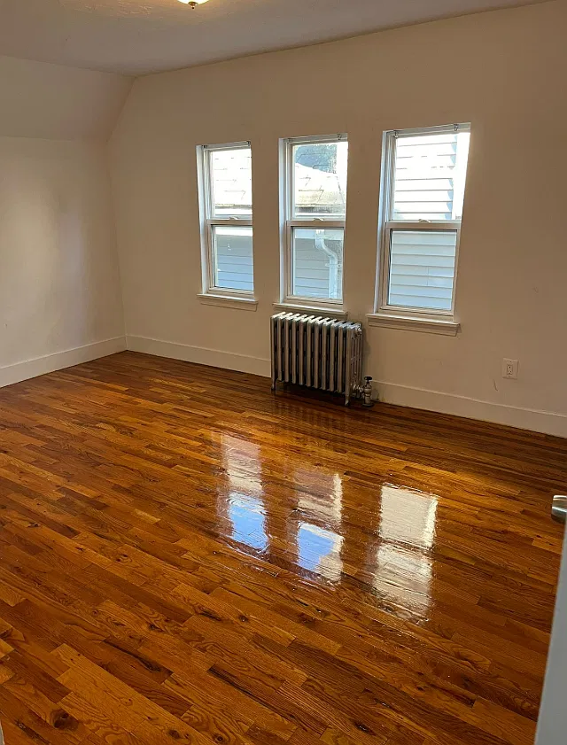 3 bed, 9999 sqft, $3,390 — Photo 3