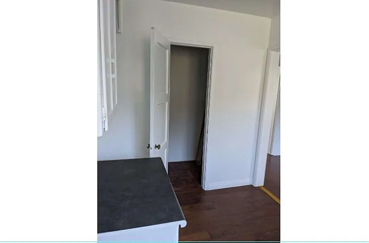 3900 W Adams Blvd — Photo 9