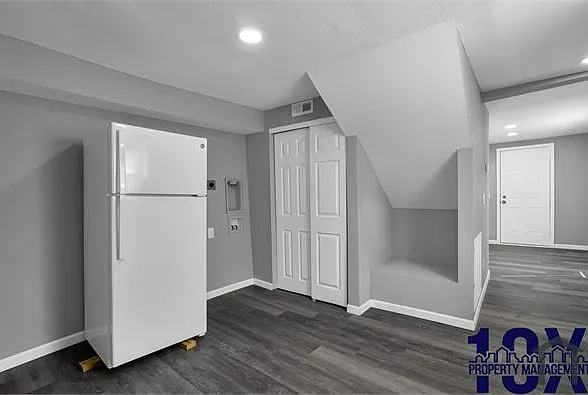 2767 Hiawatha St — Photo 12