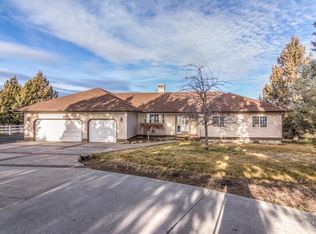7997 SW Costanoan St, Powell Butte, OR 97753
