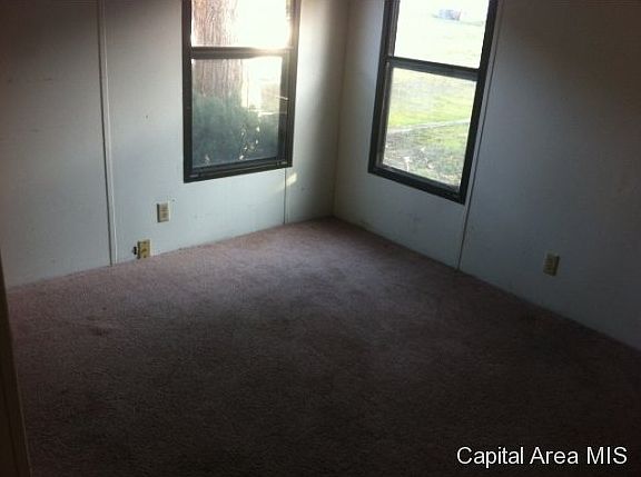 4th image of 831 N 6th St