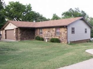 2220 Garfield Ave, Baxter Springs, KS 66713